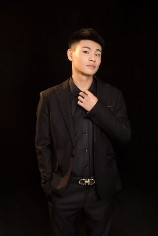 刘小船的第一张照片--青岛王婆说媒