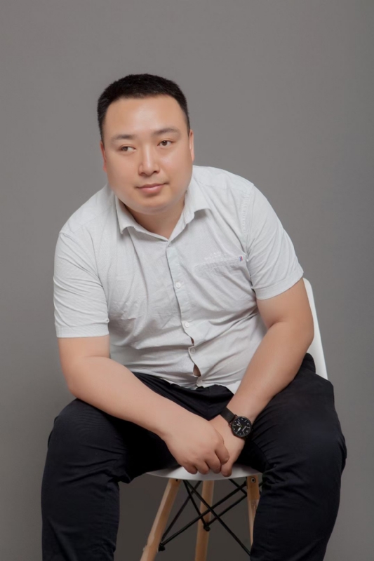 带着梦想去旅行的第一张照片--青岛王婆说媒