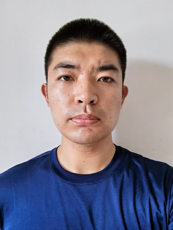 魏守超的第一张照片--青岛王婆说媒